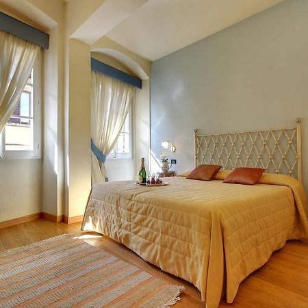 Orlando Palace Apartments Флоренция Экстерьер фото
