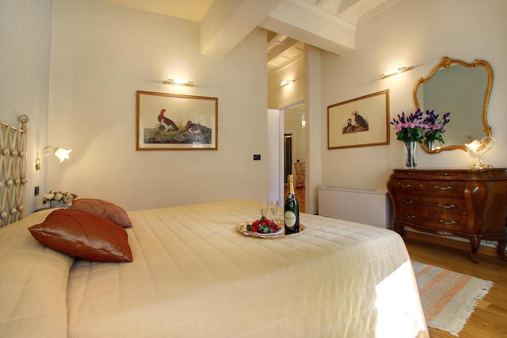 Orlando Palace Apartments Флоренция Экстерьер фото