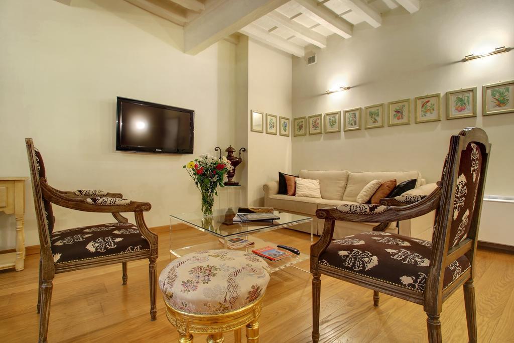 Orlando Palace Apartments Флоренция Экстерьер фото