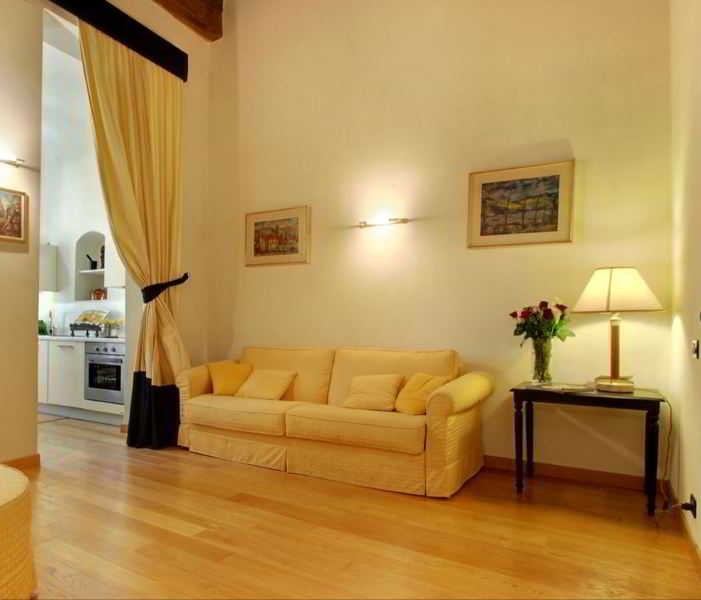 Orlando Palace Apartments Флоренция Экстерьер фото